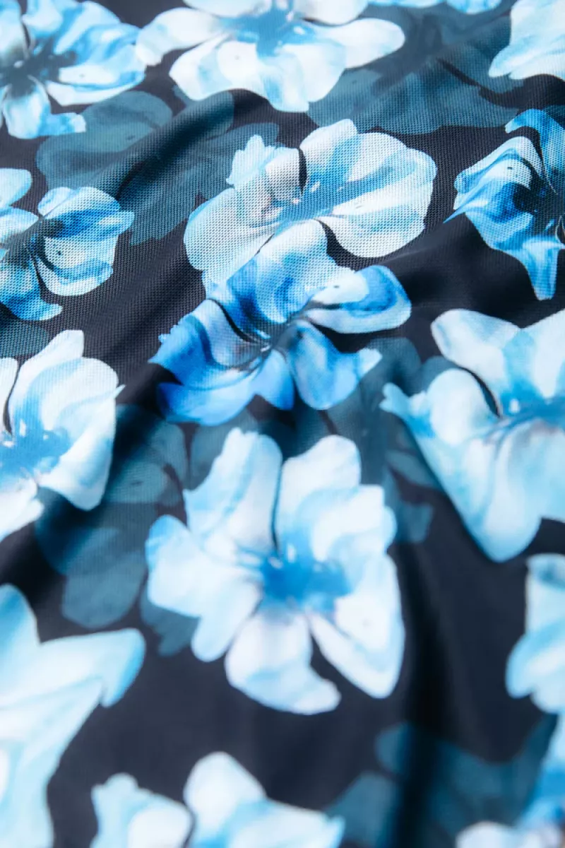 Colourful Rebel | Mesh Top | Zwart | Neyo Flower Mesh Turtleneck 3 Colourful Rebel Colourful Rebel | Mesh Top | Zwart | Neyo Flower Mesh Turtleneck