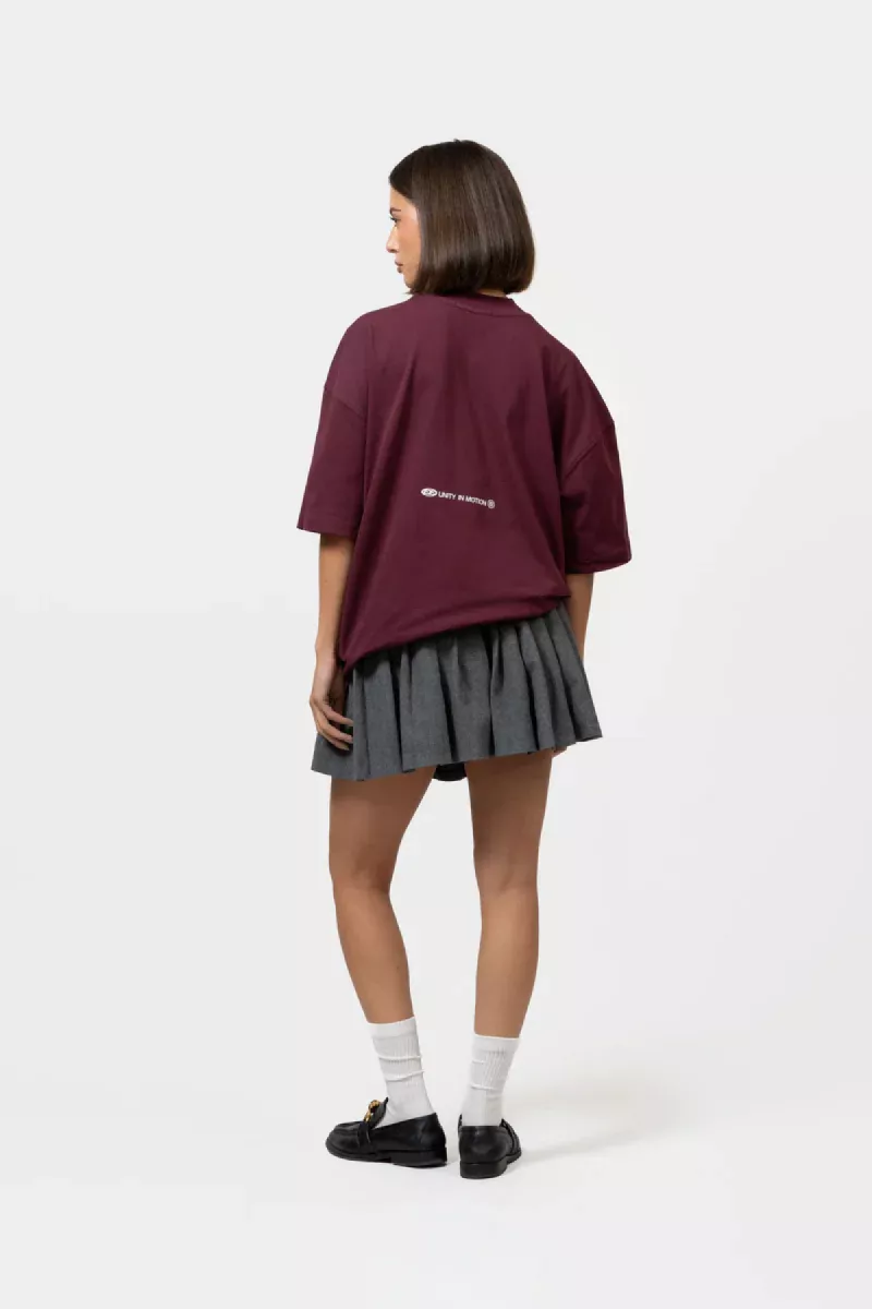 Equalité | T-shirt | Aubergine | Celeste Boxy Tee 6 Equalité Equalité | T-shirt | Aubergine | Celeste Boxy Tee