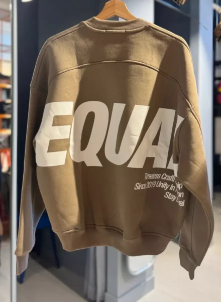 Equalité Equalité | Sweater | Beige | Elia Oversized Sweater