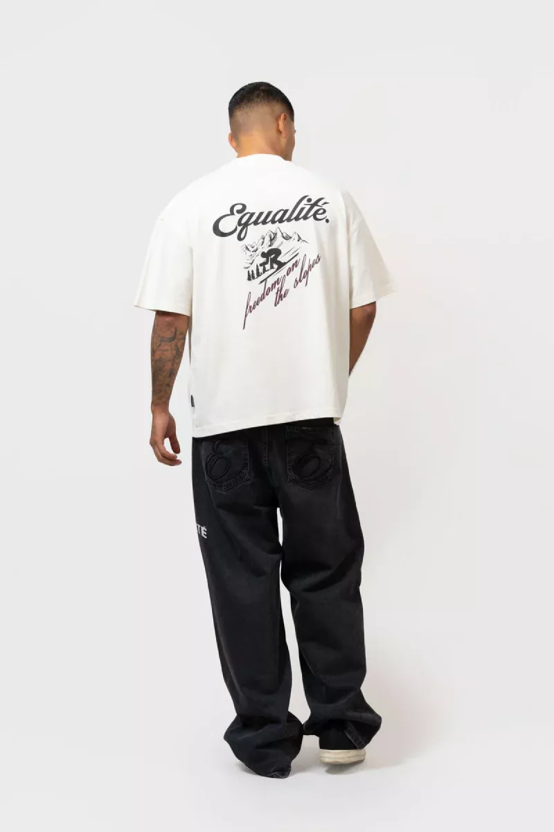 Equalité | T-shirt | Off-White | Max Boxy Tee 4 Equalité Equalité | T-shirt | Off-White | Max Boxy Tee