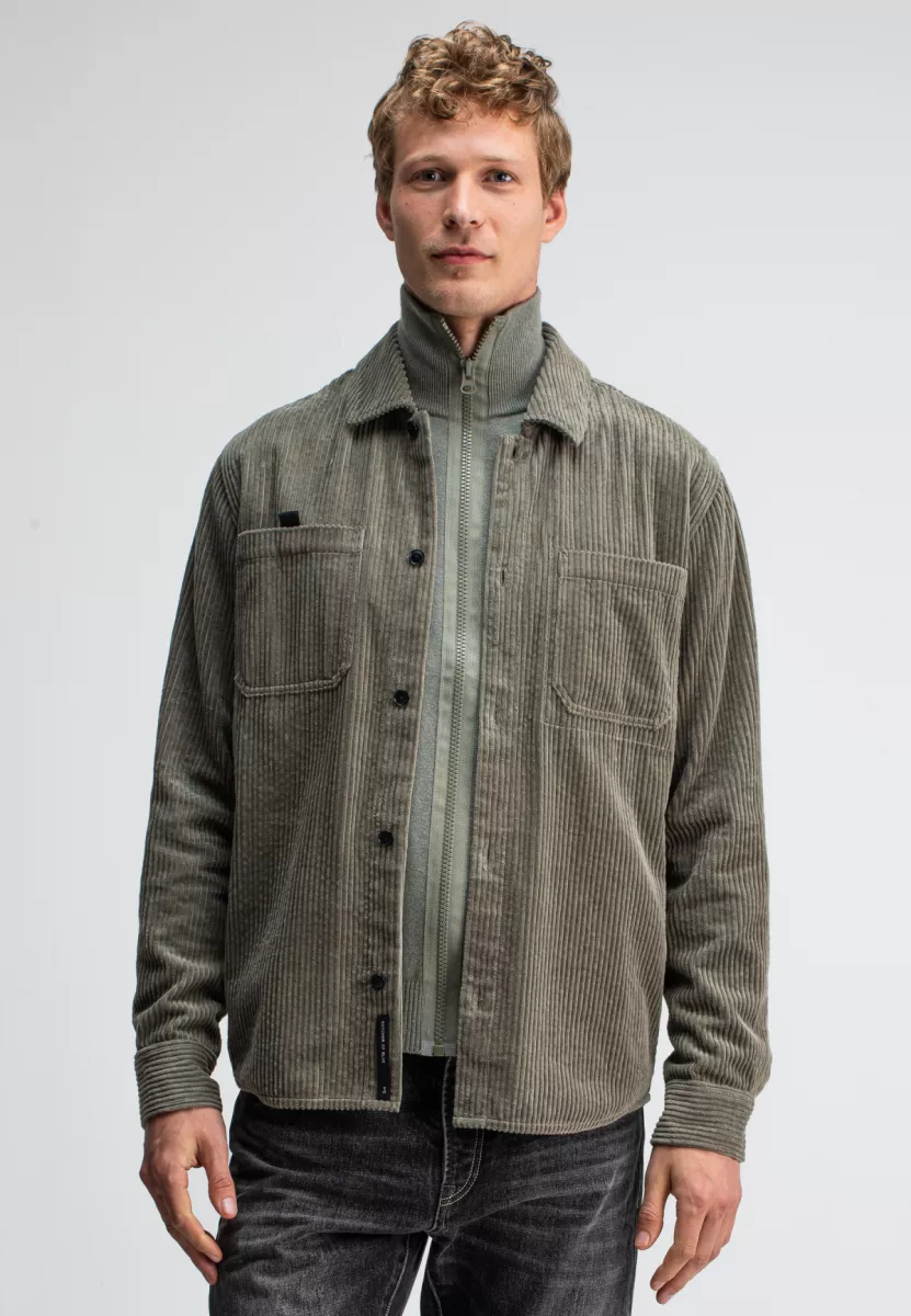 Butcher of blue | Overshirt | Bruin | Colby Cord Overshirt 1 butcher of blue Butcher of blue | Overshirt | Bruin | Colby Cord Overshirt