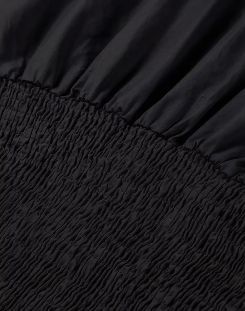 Stieglitz | Blouse | Zwart | Kyla smocked blouse 4 Stieglitz Stieglitz | Blouse | Zwart | Kyla smocked blouse