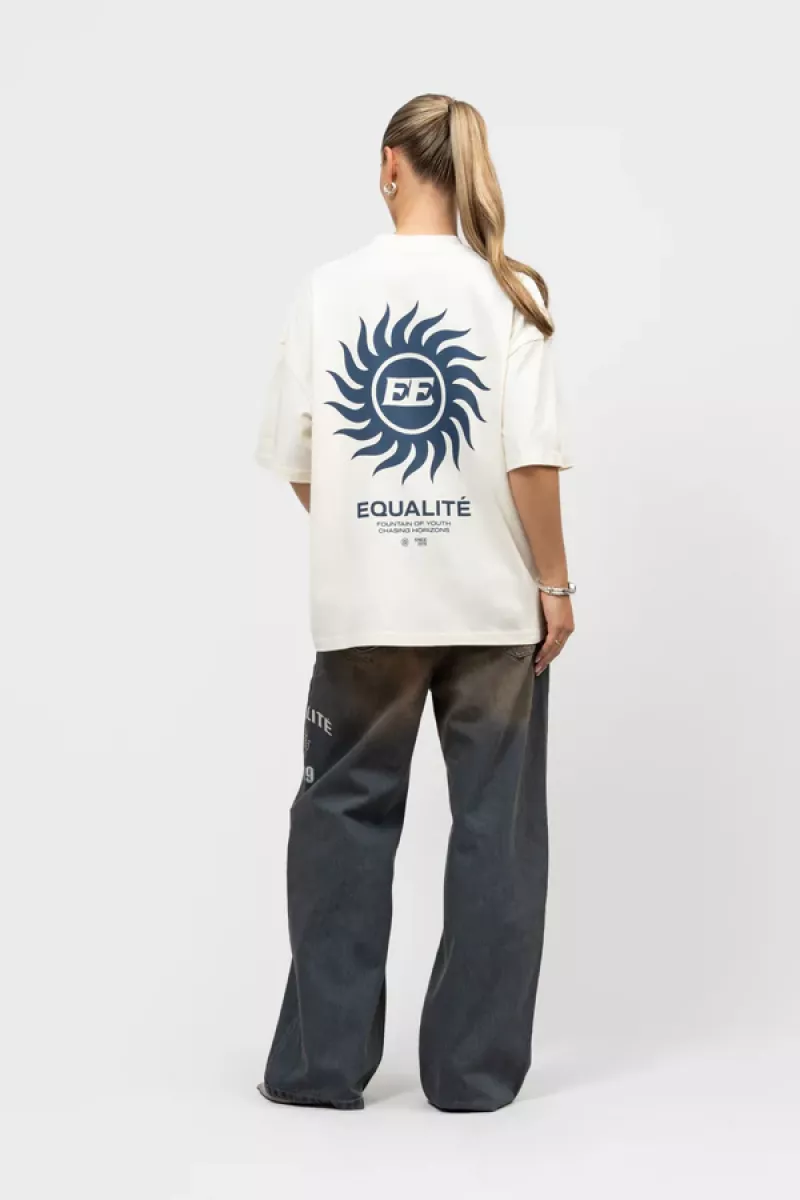 Equalité | T-shirts | Wit | Sunny boxy fit tee 4 Equalité Equalité | T-shirts | Wit | Sunny boxy fit tee