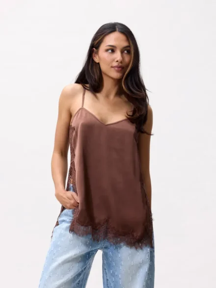 Catwalk Junkie Catwalk Junkie | Singlet | Bruin | Lace spaghetti top