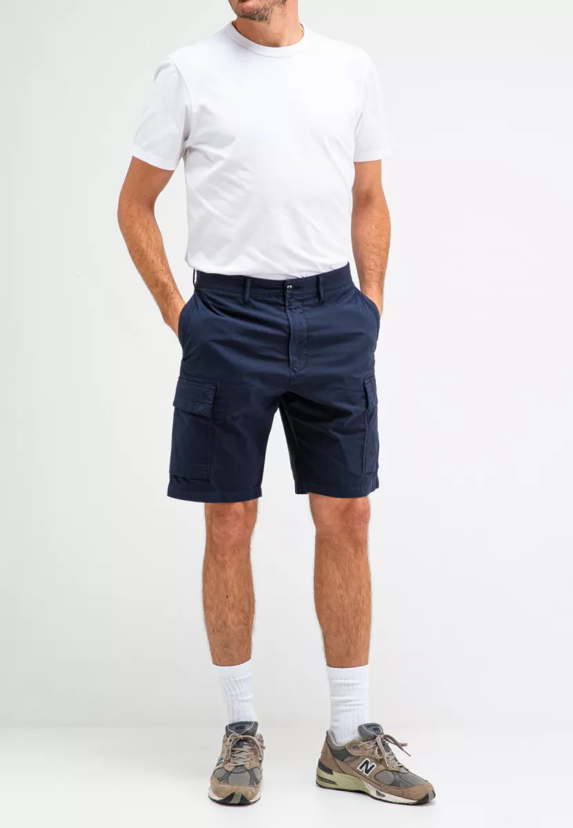 butcher of blue | Short | Donkerblauw | Seams Cargo Short 1 butcher of blue butcher of blue | Short | Donkerblauw | Seams Cargo Short