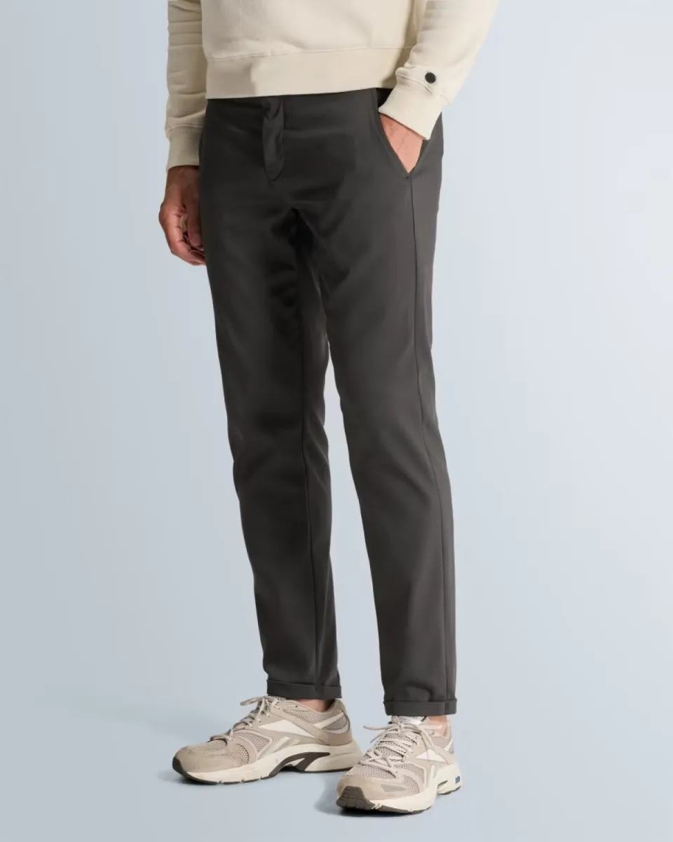 Cast Iron | Cyclas Tapered Fit Chino | Zwart | CTR2608610 1 Cast Iron Cast Iron | Cyclas Tapered Fit Chino | Zwart | CTR2608610