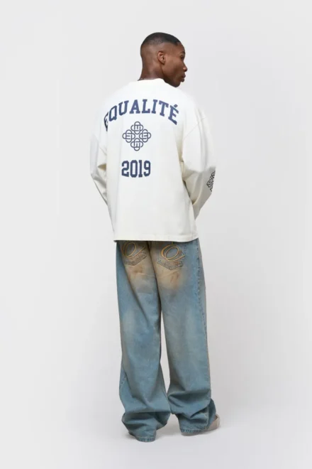 Equalité Equalité | Longsleeve | Wit | isa oversized longsleeve tee