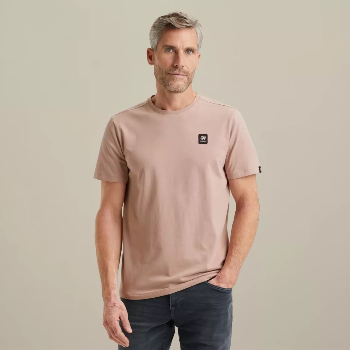 Vanguard | T-shirts | basic | Roze | VTSS2511520 1 Vanguard Vanguard | T-shirts | basic | Roze | VTSS2511520