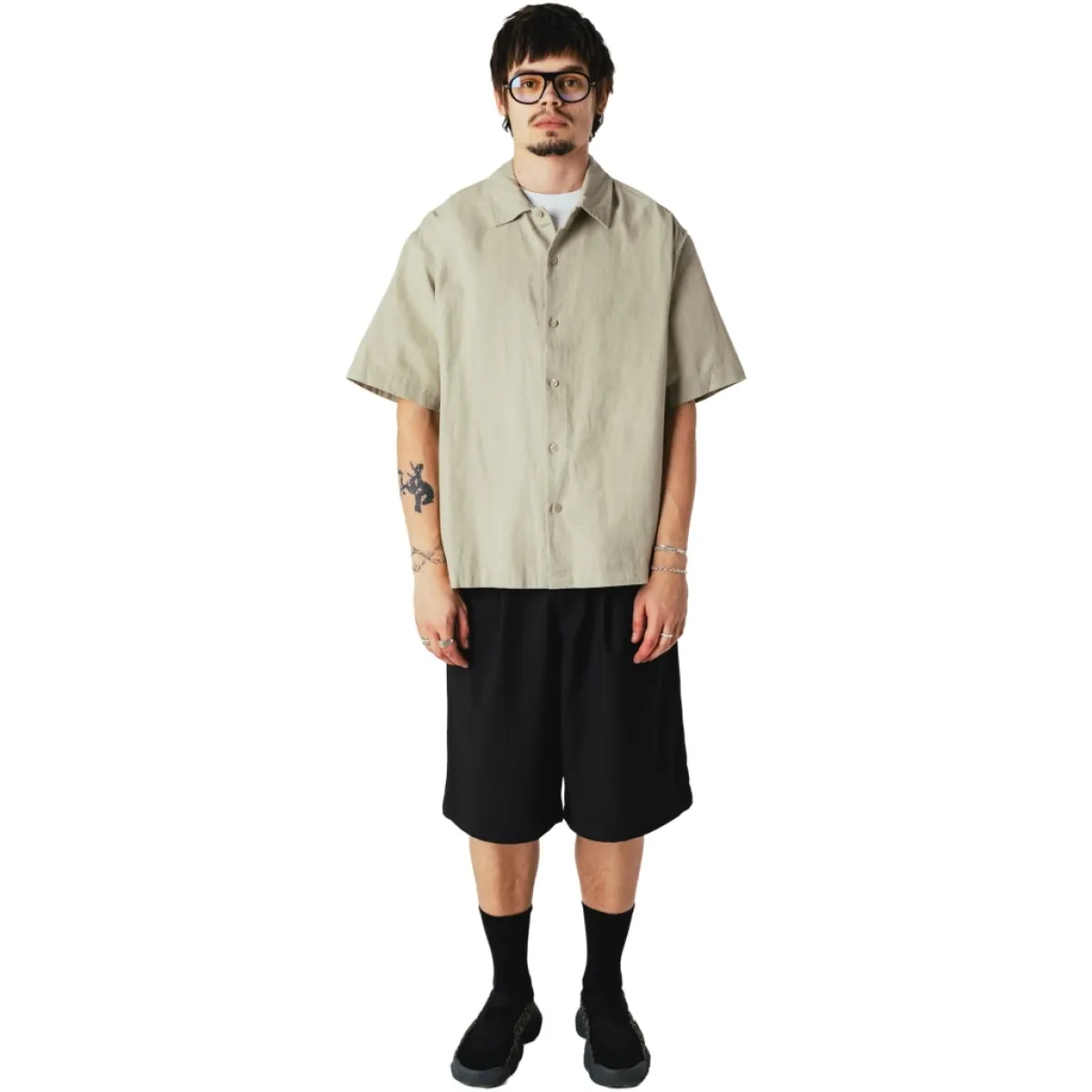 Woodbird | Korte mouw overhemd | Beige | Banks linen shirt 4 Woodbird Woodbird | Korte mouw overhemd | Beige | Banks linen shirt