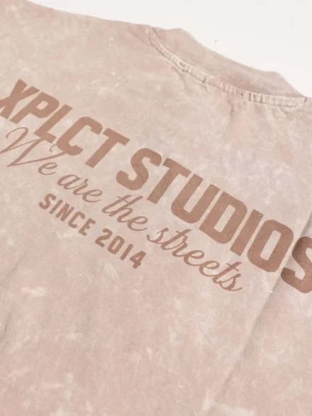 XPLCT XPLCT | T-shirt | Wats Tee | Donkerbeige | XPL-2607-03