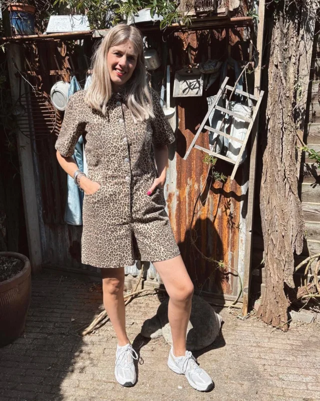 🌞 Laat die zon maar komen! 

Nu ben je misschien niet heel blij als je naar buiten kijkt, maar de zon is onderweg 😉. 
Dit heerlijke pakje van Only moet je in huis hebben voor de zomerse dagen! 🤩

#vrijdag #friday  #dock54 #dock54concepts #bestseller #weekend #weekendmood