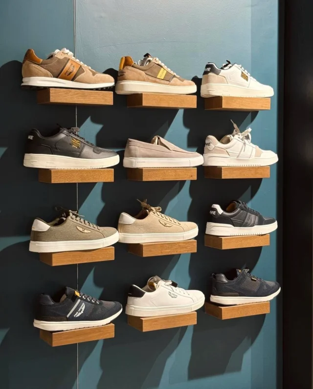 👟 PME sneakers

Van PME Legend verkopen we een breed assortiment aan sportieve sneakers! 👀
De sneakers zijn met alle stijlen te dragen en lopen ook nog eens heel lekker 😉. 
Kom snel passen, want de eerste maten zijn al weg! 💨

#dock54mannenmode #herenkledingwinkel #nieuwamsterdam #dock54 #herenkledingzaak #herenkleding #pallmall