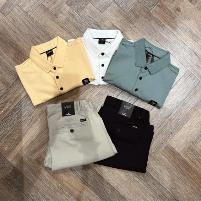 NIEUW van Vanguard 🔥

Van Vanguard hebben we nieuwe polo’s en korte broeken binnen. Dit zijn niet de enige kleuren die we hebben, want van zowel de polo’s als de korte broeken hebben we nog veel meer in de winkel!

Benieuwd naar de rest? 
Kom dan gezellig langs, de koffie staat klaar ☕️

#mensfashion #Vanguard #heren #herenmode #herenmodezaak #mannenmode #mannenmodezaak #winkelen #vanguard #nieuwamsterdam #herenkledingwinkel #dock54mannenmode #dock54
