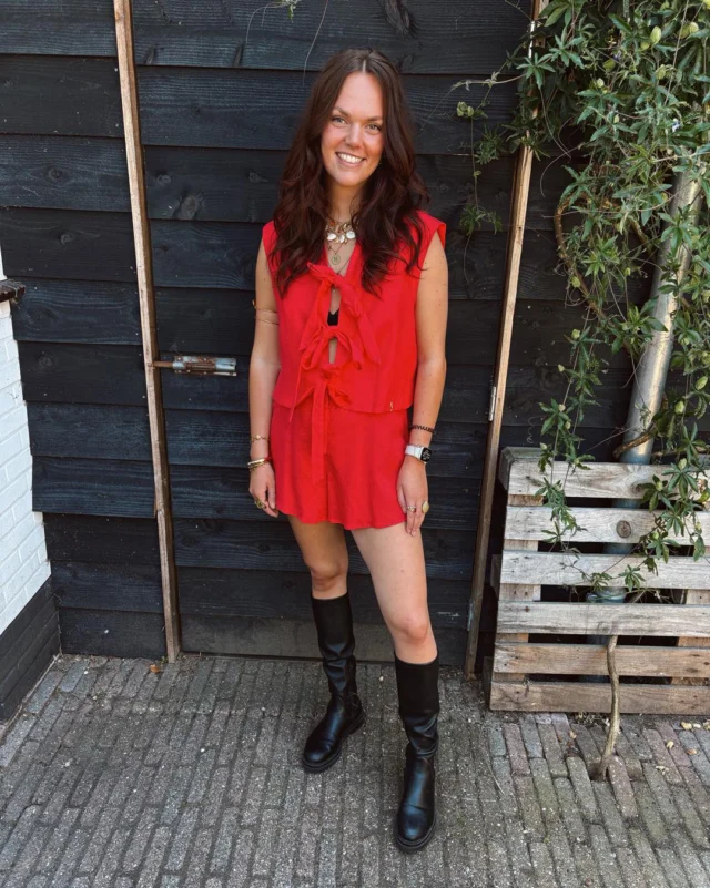 ❤️‍🔥 Harper&Yve

Whaa, hoe leuk is dit setje van Harper&Yve?!
Heerlijk dat kleurtje met deze fijne temperaturen 🌞. 

We zijn tot 21.00 geopend 🛍️✨. 

#dock54 #dock54concepts #zomer #summer #harperandyvelovers #harperandyve