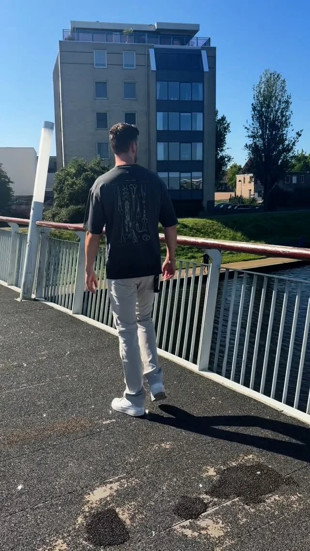 🔥 NIEUWE COLLECTIE 🔥

Vakantie voorbij? Mag je weer lekker aan de bak?
Daar hoort een nieuwe outfit bij! 💪🏻
De nieuwe collectie voor de heren is te gek 🤩.
Dit T-shirt van Denham in combinatie met deze broek van Corduroy wil je in je garderobe hebben! 🔥

#dock54concepts #dock54 #hardenberg #backtoschool #backtowork