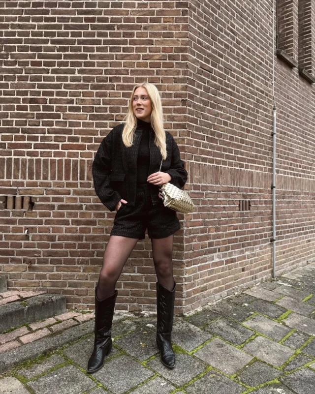 🪩 LET’S PARTY! 

Nu Sinterklaas in het land is wordt het echt tijd om jouw party outfit te shoppen! 👀
De decembermaand komt namelijk steeds dichterbij en last minute outfitstress is wel het laatste wat je wil 🤭

#loftymanner #dock54 #dock54concepts #partylook