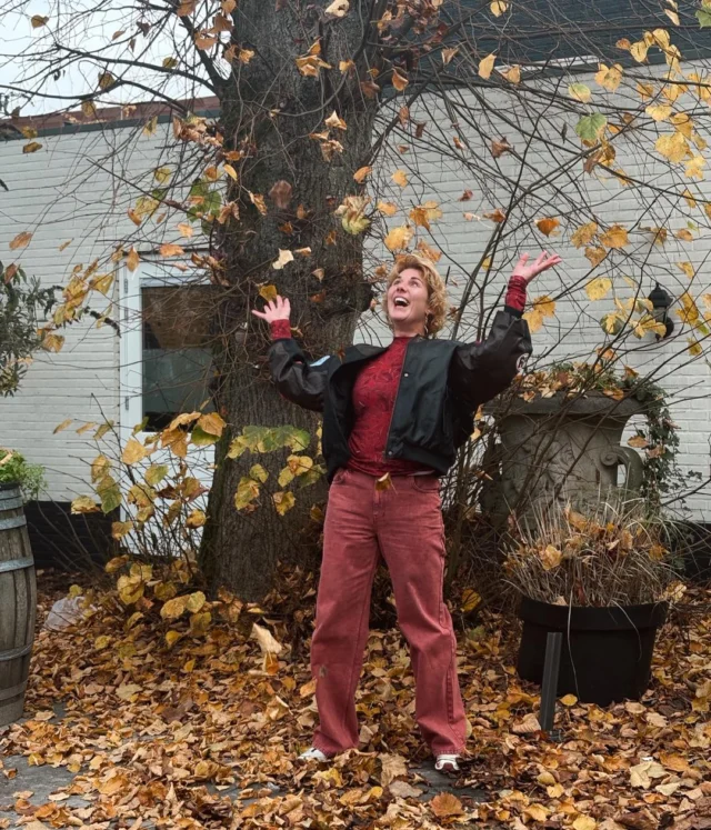 🤪 Wooohooo! 

We sluiten het weekend af met deze vrolijke foto’s van Carlijn in dit heerlijke outfitje! 💪🏻
Ren snel naar de winkel voor dit toffe jasje van Harper&Yve, want we hebben er nog maar één 👀. Nog leuker: je shopt ‘m nu met 20% korting.
De rest van de outfit van Carlijn is ook Harper&Yve ♥️. 

#harperandyve #harper #dock54 #dock54concepts