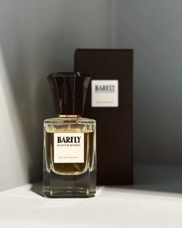 🎁🎄 LAST MINUTE CADEAUTIPS 

Heb je nog steeds geen cadeaus en zit je met je handen in je haar?! 🫨
Don’t worry! Wij hebben nog genoeg leuke cadeau ideeën voor je 💪🏻.

Wat dacht je van het lekkere unisex luchtje van Scotch&Soda, een leuke riem, sokken, een muts van Harper&Yve, een te gek tasje van Núnoo Bags of onderbroeken van Scotch&Soda?! 
Dat is nog niet alles... 👀
We hebben naast dit ook nog de key organisers van Orbitkey en de pasjeshouders van Secrid. 
Opties genoeg toch?! 

Benieuwd naar de prijzen? Kom gezellig langs of stuur ons een DM ✨.

#secrid #secridwallet #orbitkey #nunoobags #harperandyve #scotchandsoda #barfly #legend #cadeau #cadeautips #dock54 #dock54concepts