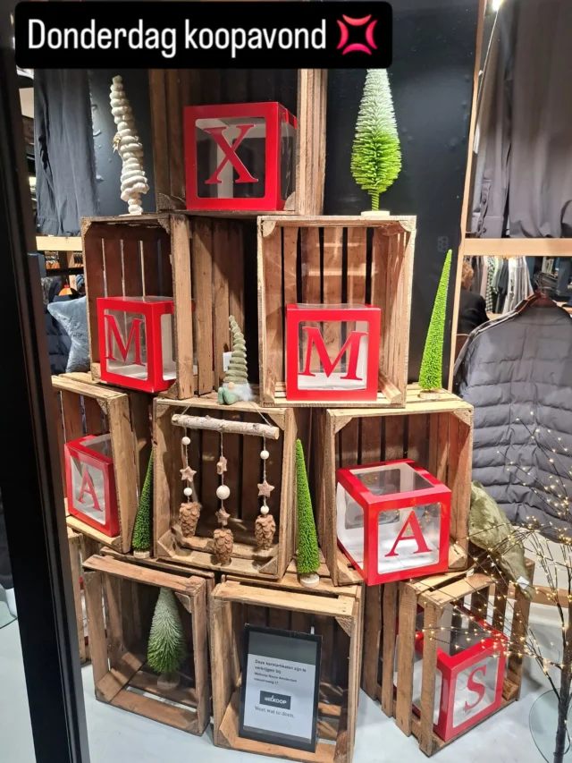 💢koopavond💢

Wil jij alvast je kerstoutfit scoren??
Wij hebben vandaag koopavond tot 20:30

Zien we jullie vandaag? 

#dock54mannenmode #shoppen #nieuwamsterdam