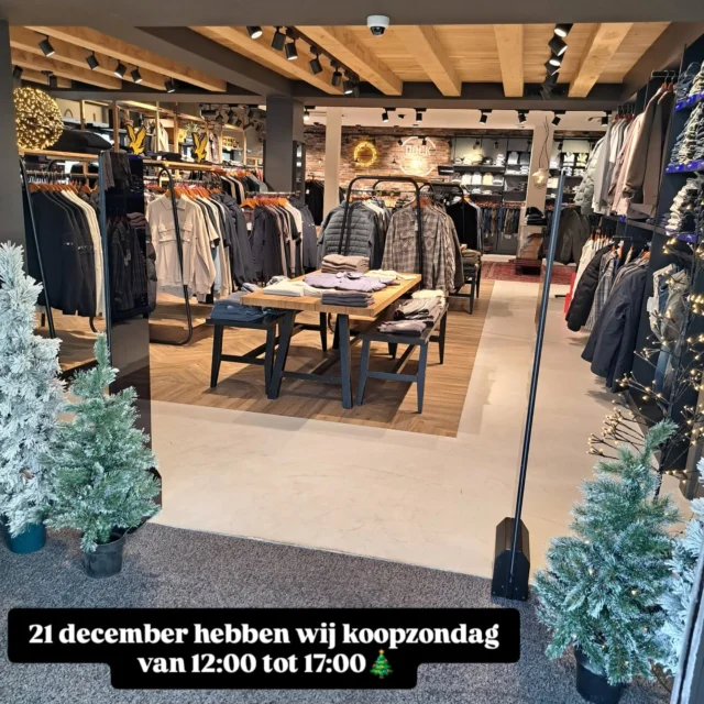 🎄KOOPZONDAG🎄

De feestdagen staan weer voor de deur 🎅✨️
De mooiste tijd van het jaar❤️
Een excuus om een mooie outfit te scoren.  Wij hebben alles wat je nodig hebt om indruk te maken, van stijlvol klassiek tot modern en trendy.

Kom langs in onze winkel voor de mooiste outfit😃

⏳️wacht niet te lang

⏰️21 december van 12:00 tot 17:00 staan wij voor jullie klaar

#kerstshoppen #dock54 #winkelen