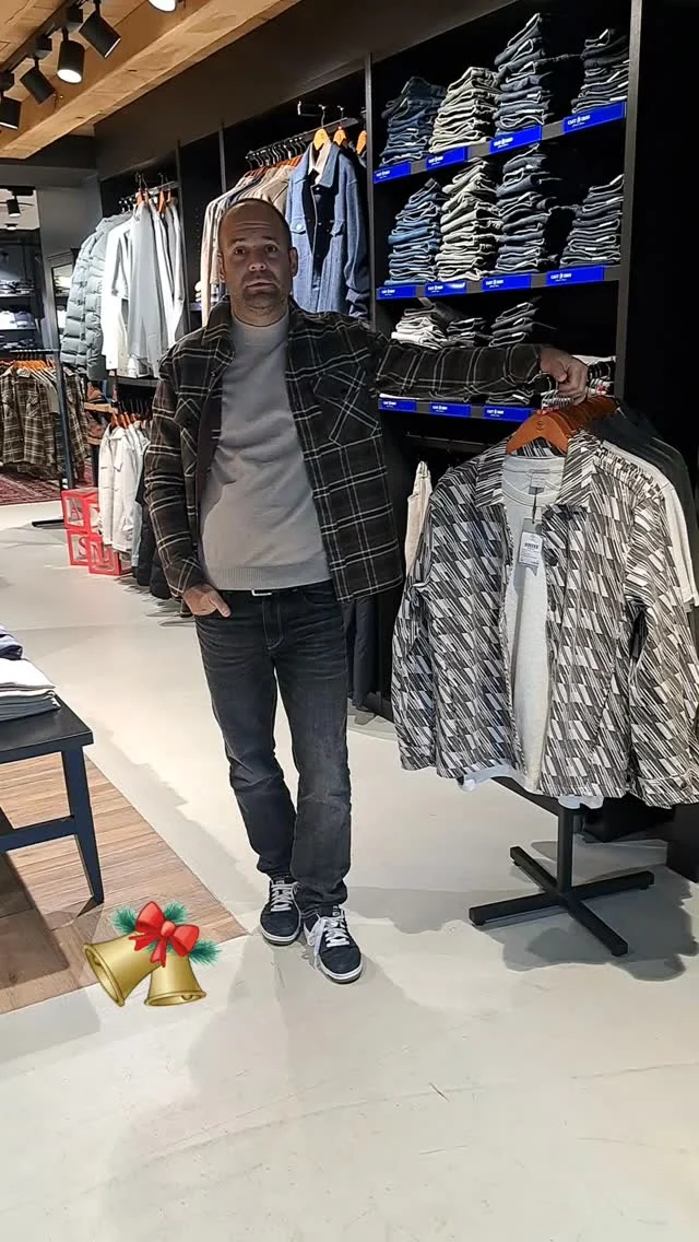 💢Bloopers😄💢

Ook hier gaat niet altijd alles in één keer goed😅

#dock54 #herenmode #kerstshoppen