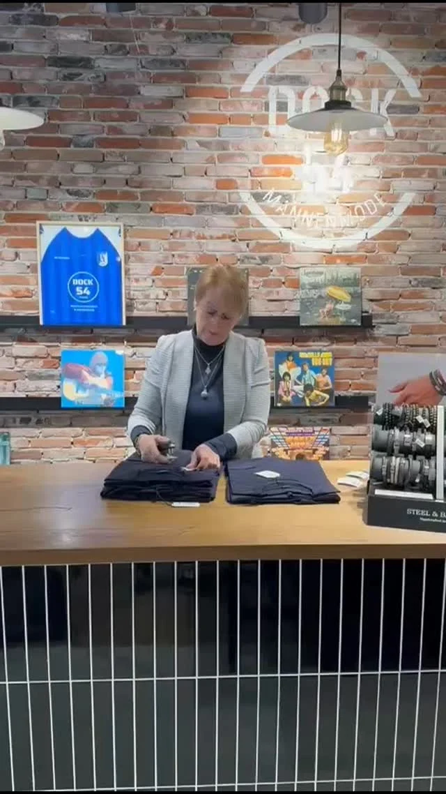 Karin gaat met pensioen! Kom jij vandaag of vrijdag nog winkelen bij Karin.