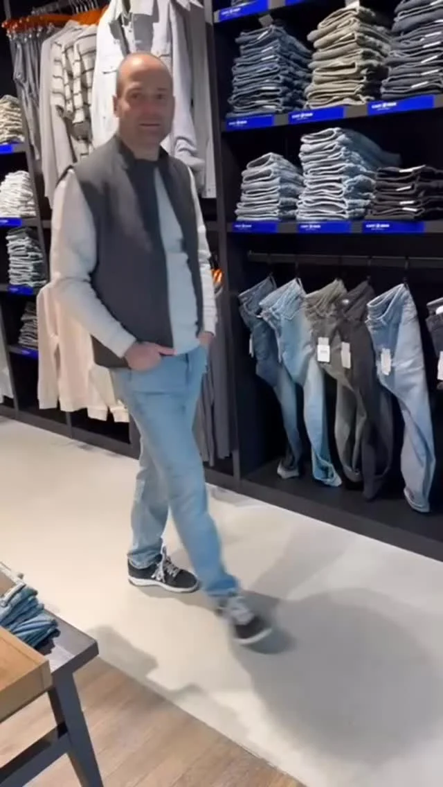 CAST IRON 
Bij vele een favoriet merk, ook nu hebben wij een grote collectie ingekocht waardoor je bij ons veel keuze het bij dit merk. Een mooie vernieuwde bodywarmer kon natuurlijk niet ontbreken in de collectie. 

#nieuwecollectie #castiron #herenmode #mannenmode #fashionstyle