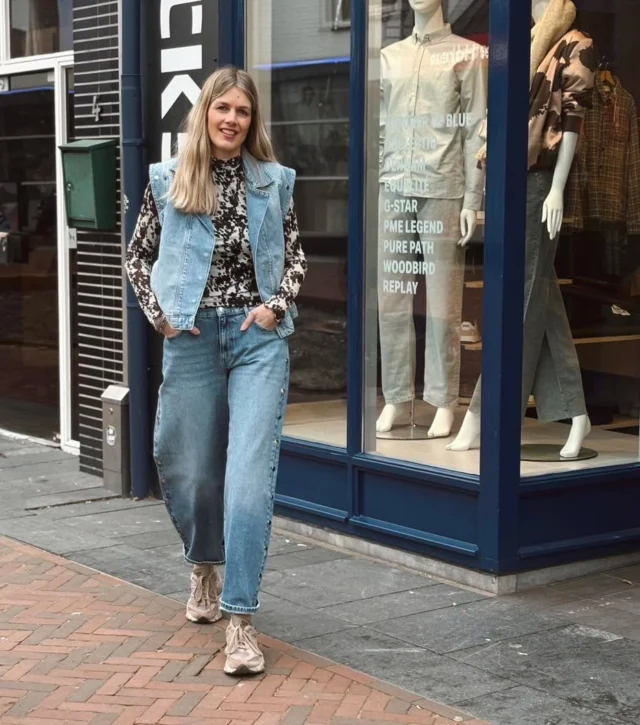 💙 Denim all the way

Nóg zo’n leuke trend voor het voorjaar: DENIM 💙
Er is genoeg keuze, want we hebben gilets met bijpassende jeans, toffe wassingen en comfy fits ❤️‍🔥

Fijne zondag en we zien je snel in de winkel (of online) 👋🏻

#dock54 #dock54concepts #denim #only #colourfulrebel