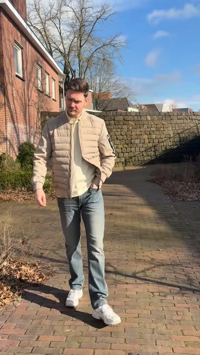 🚨MANNEN LET OP🚨

We hebben de winkel vol liggen met items die je nodig hebt!🤩 Met onder andere deze gave outfit!

Ruben draagt de jas van Pure Path, Polo Longsleeve van Denham en de jeans van G-STAR.

Welke items mis jij nog in je kast?
#dock54concepts #dock54 #hardenberg #purepath #denham