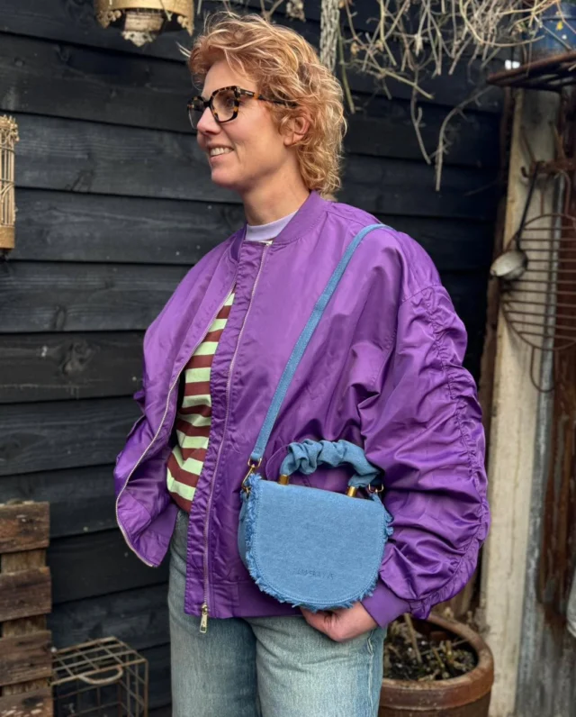 SATURDAY HAPPY VIBES🪩🔥

Zaterdag = outfit inspiratie ✨
Hoe leuk is deze combinatie van kleur en stijl?
Perfect voor een frisse, nieuwe look richting Pasen🌸🐣

Morgen is het al zover…. dus ben jij er al klaar voor?😉 Shop jou favoriete items nu!

En morgen is de laatste dag met 15 euro korting dus wees erbij ‼️

#harperandyve #outfittoday #springfashıon #fashioninspo