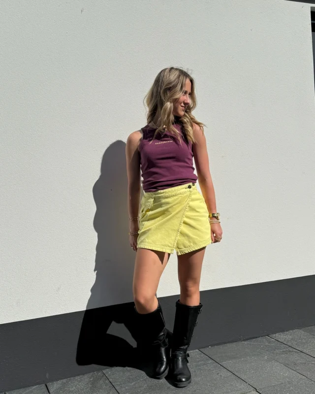 HARPER & YVE 🌺🌼

Helemaal happy van deze kleurencombi💛
Deze look uit de nieuwe Harper&Yve collectie is alles wat je nodig hebt voor een zonnige dag☀️
Comfortabel, stijlvol en helemaal on trend😜

#harperandyve #fashiontrend #winkelstadhardenberg #colorfull