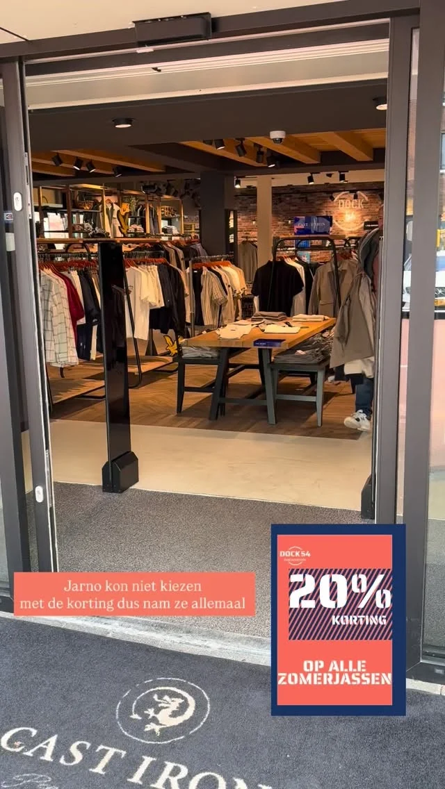 Zomerjas nodig? Wij hebben nog een aantal leuke zomerjassen maar nu met 20% KORTING! 

De zomerjas kan weer aan en ben jij toegaan een nieuwe kom dan snel langs. 

#zomerjas #korting #herenkleding #mannenmode #winkelen