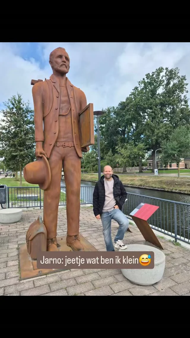 No excesss

Jarno draagt hier een mooie gebreide gewatteerde jas met capuchon.  Deze veelzijdige jas is ontworpen om moeiteloos in laagjes te dragen het hele seizoen door.

#mannenmode #dock54 #herenmode #nieuwecollectie #tussenjas