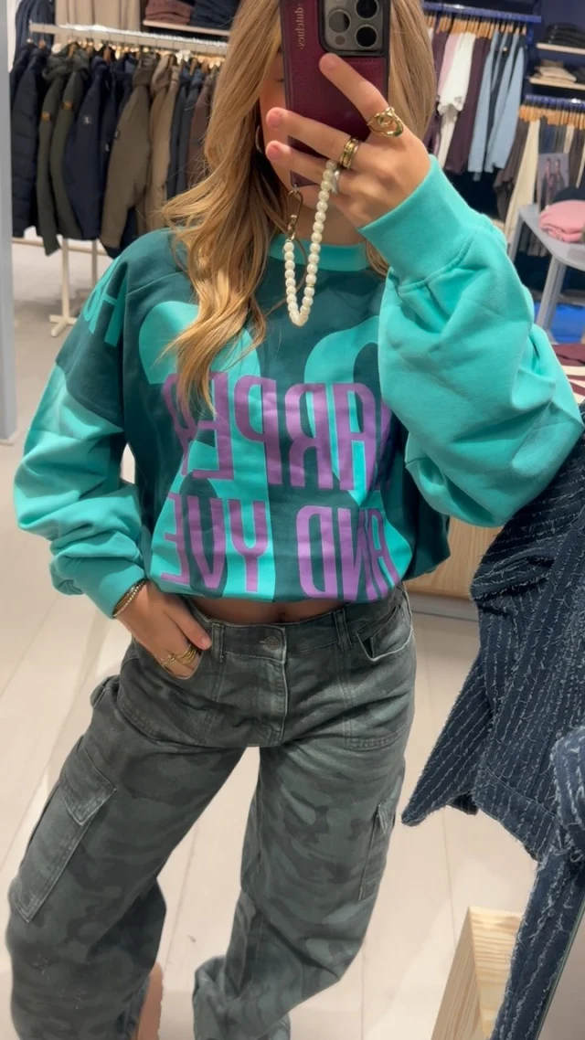 NEW!💜

Harper&Yve is nieuw binnen!
Nieuwe items, nieuwe kleuren en weer volop leuke combinaties om je kast mee aan te vullen🩵🤎

En goed nieuws voor de liefhebbers! Wij hebben de bestseller Lo-pant nu in het zwart binnen👀 
De perfecte broek die je eindeloos kunt combineren!

Kom gezellig langs en ontdek de nieuwste items van Harper&Yve! En let op het vliegt de deur uit🚀

#harperandyve #newcollection #shopping #outfitoftoday #harperandyve🍁🍂